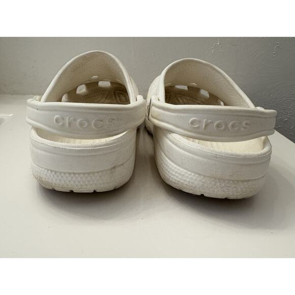 Crocs White Classic Clog Size Junior 5 - Picture 5 of 10
